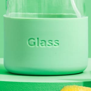 Streak-Free Glass + Mirror Cleaner Kit with Litsea Cubeba Fragrance
