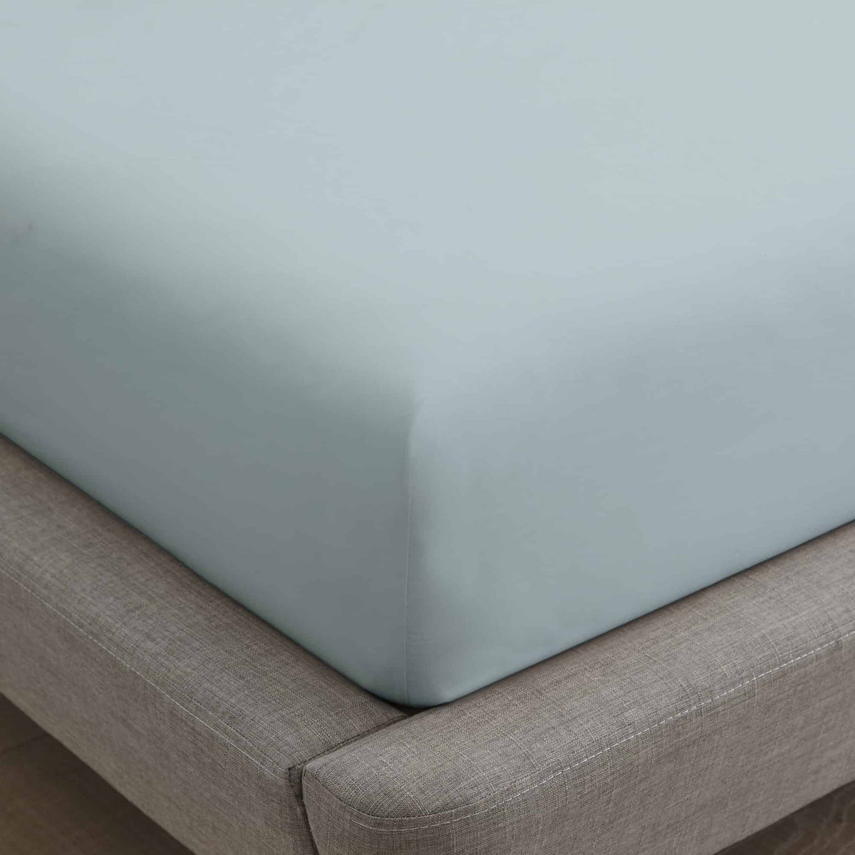 270 TC Percale Sheet Set | Picot Embroidery | GOTS + Fairtrade Certified Organic Cotton