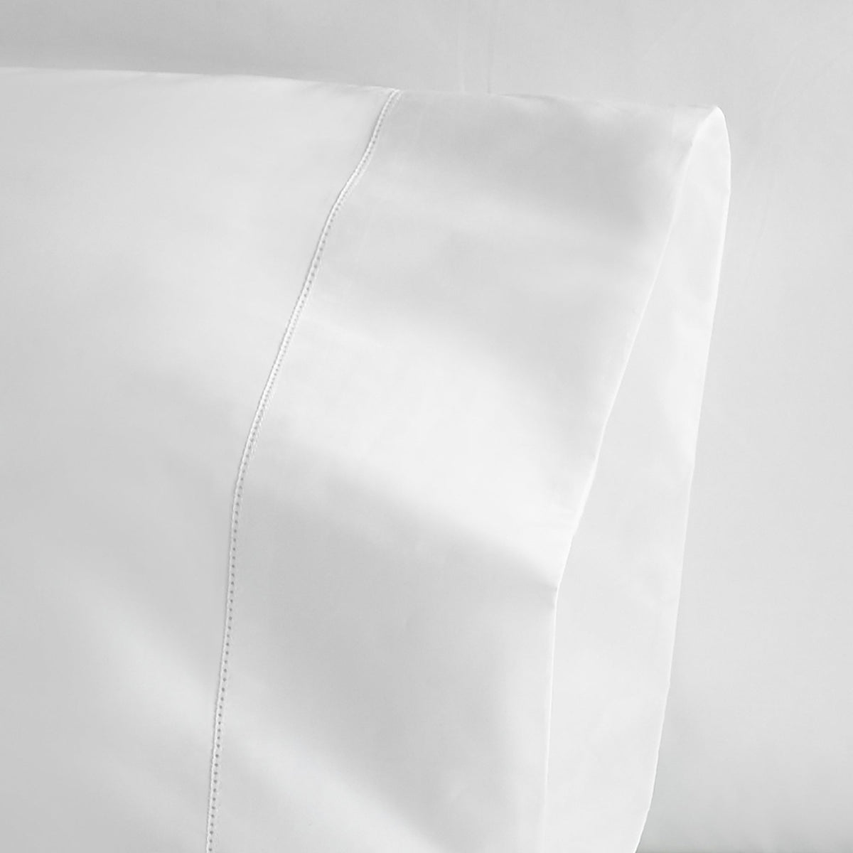 270 TC Percale Sheet Set | Picot Embroidery | GOTS + Fairtrade Certified Organic Cotton